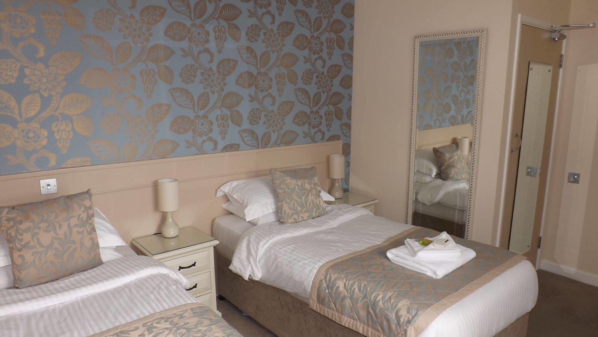 Maison Gorey Hotel Grouville Bagian luar foto